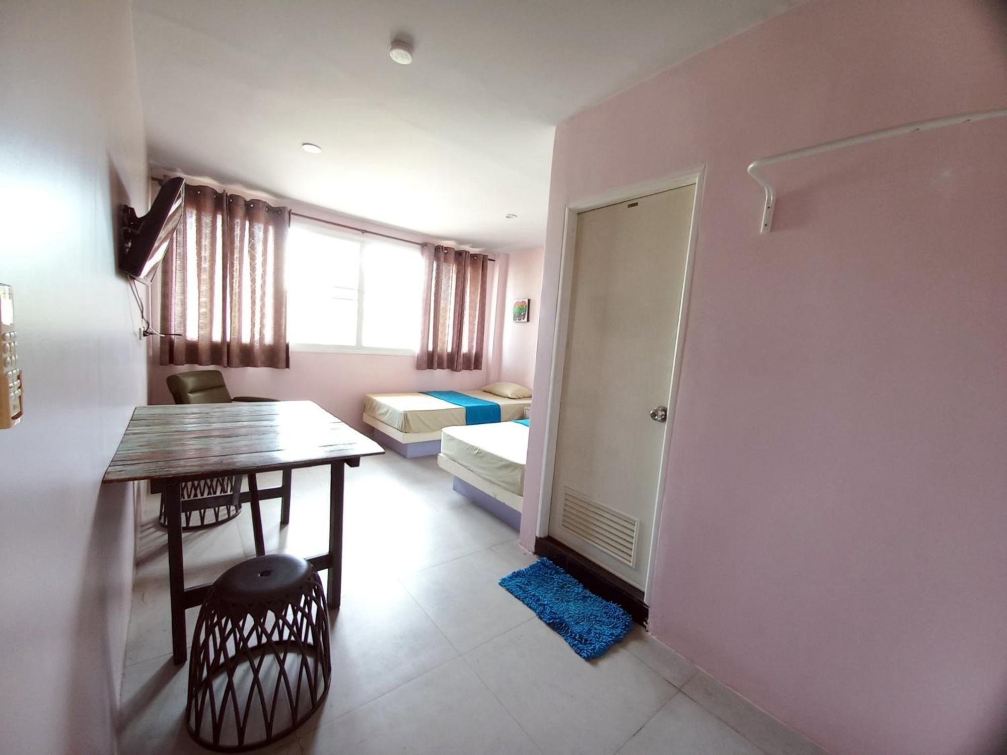 In Phuket House Hotel Exterior foto