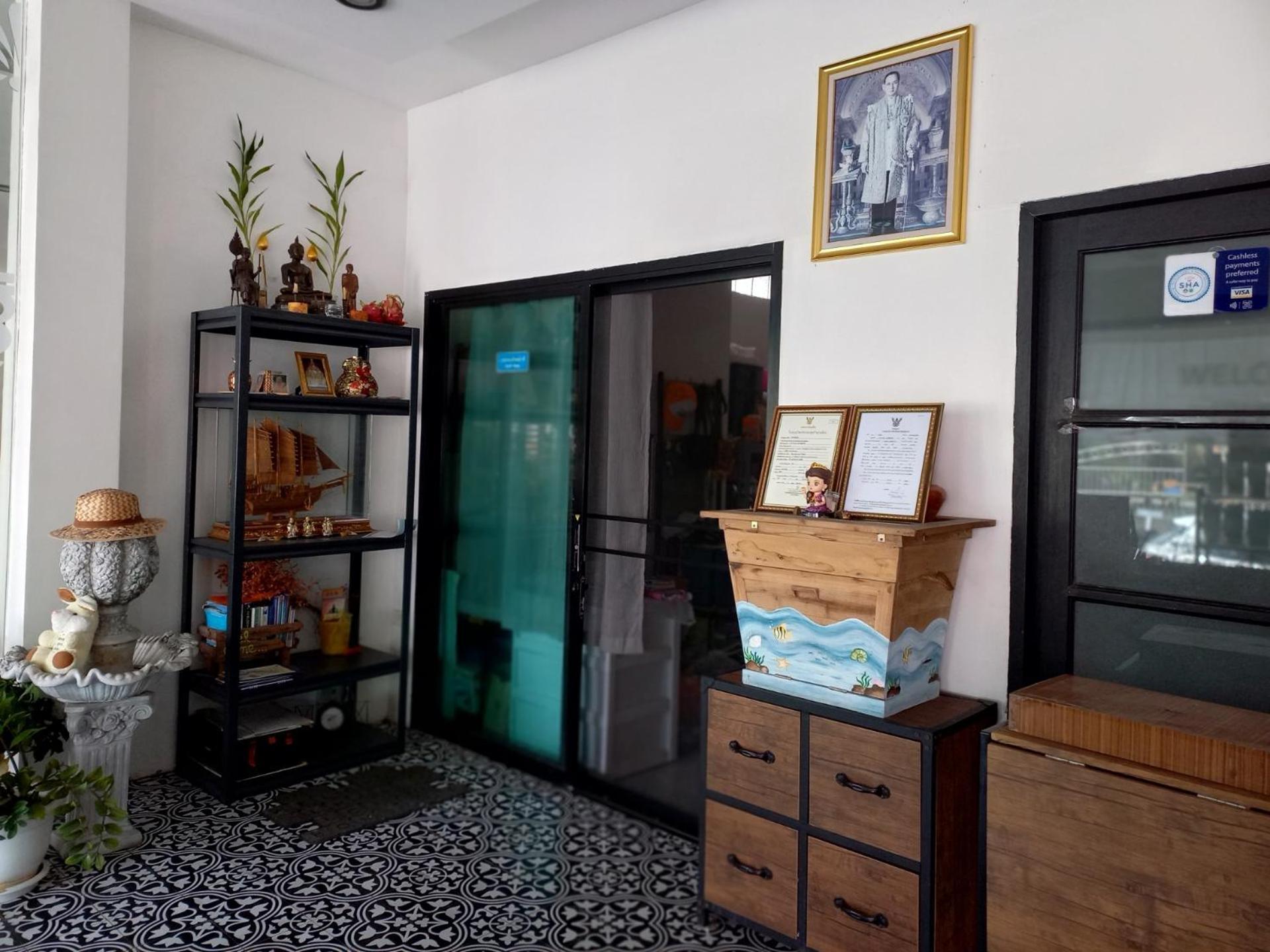 In Phuket House Hotel Exterior foto